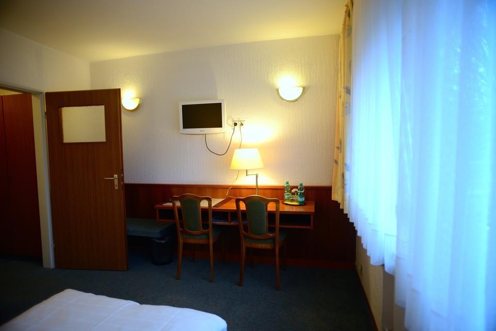 Hotel Marienhof Duesseldorf 诺伊斯 外观 照片