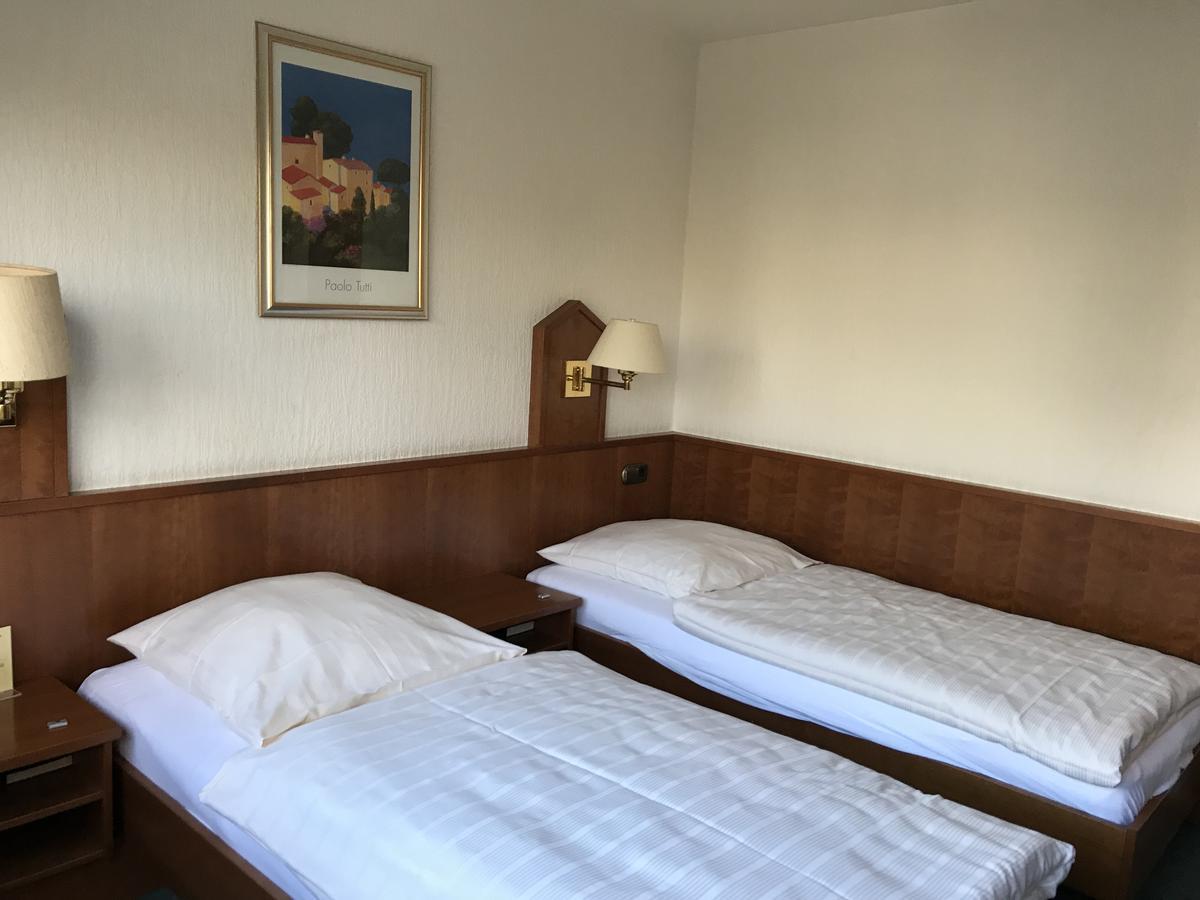 Hotel Marienhof Duesseldorf 诺伊斯 外观 照片
